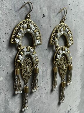 Stella & Dot Mirage Chandelier Earrings Gold Tone Filigree Tassels